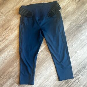 Tommie Copper  Blue leggings with back support like new condition Med